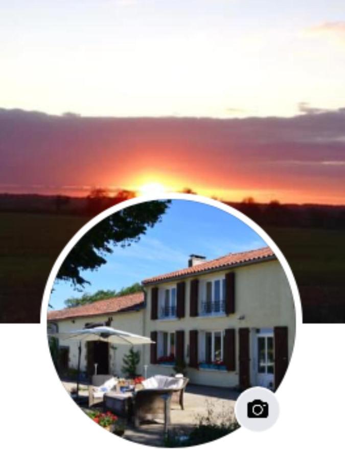 Homestay Arrabella Availles-Limouzine Exteriér fotografie